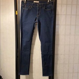 Skinny blue jeans, Hollister